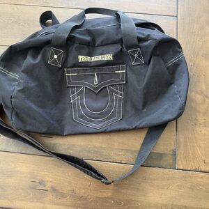 True Religion Horseshoe Lightweight Duffel Bag - Carry On - Zip Up